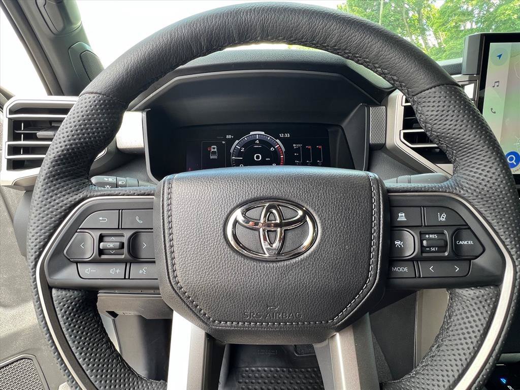 Used 2026 Toyota Tundra Limited AWD/4WD image 19