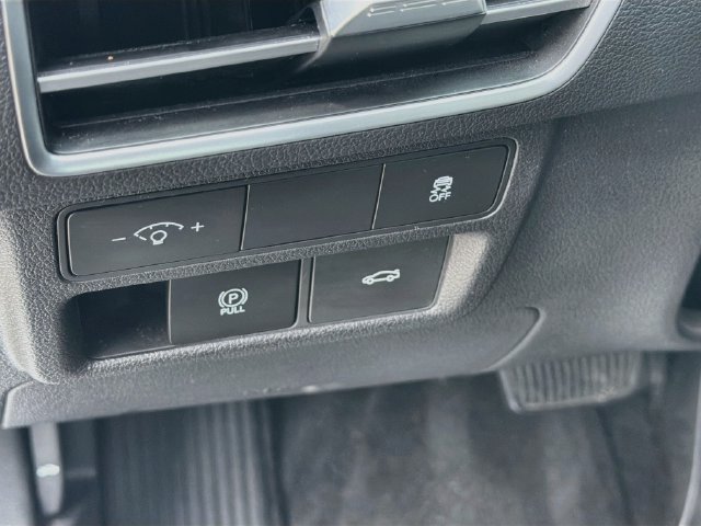 Used 2024 Hyundai Sonata SEL w/ Convenience Package FWD image 10