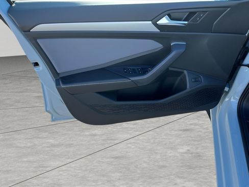 New 2025 Volkswagen Jetta SE image 25