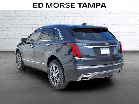 Used 2021 Cadillac XT5 Premium Luxury FWD image 3