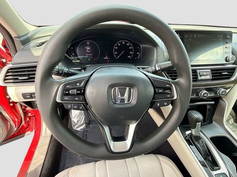 Used 2018 Honda Accord EX image 38