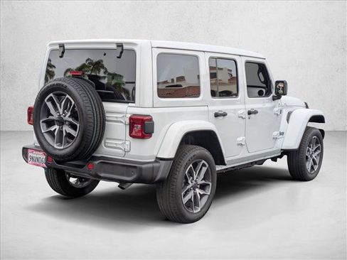 Used 2024 Jeep Wrangler Sport S w/ Convenience Group image 6