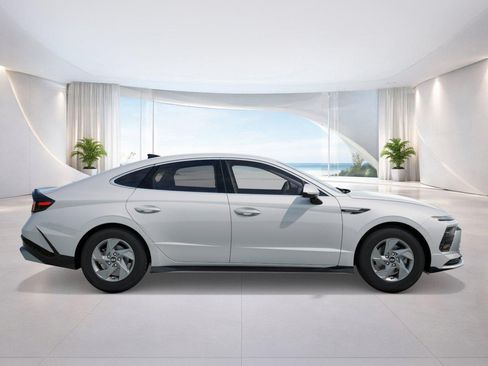 New 2026 Hyundai Sonata SE FWD image 7