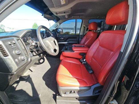 Used 2018 Chevrolet Silverado 1500 LT w/ All Star Edition image 5