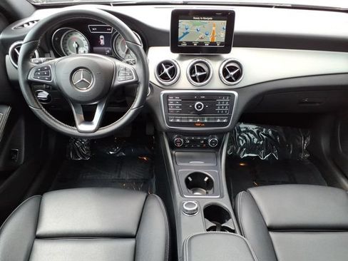 Used 2017 Mercedes-Benz GLA 250 4MATIC image 14