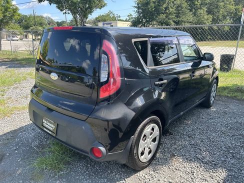 Used 2014 Kia Soul FWD image 14