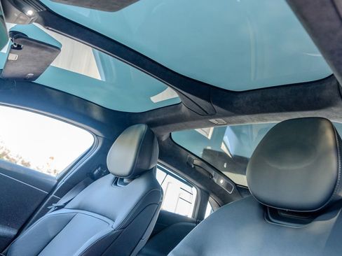 Used 2024 Lucid Air Touring AWD/4WD image 17