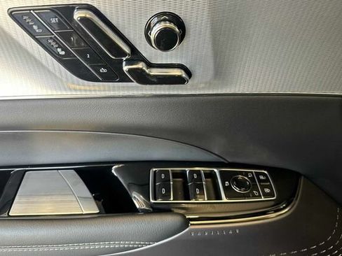 Certified 2024 Cadillac Lyriq Tech w/ Driver Assist Package AWD/4WD image 11