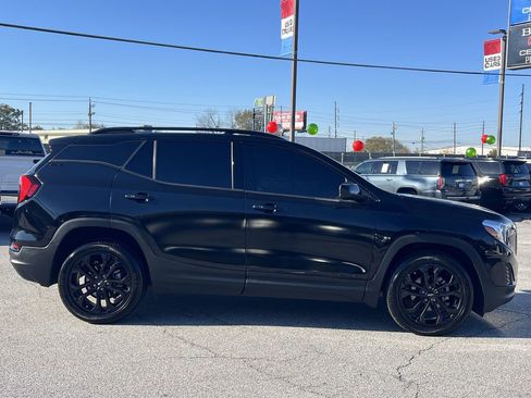 Used 2020 GMC Terrain SLE w/ Driver Convenience Package image 26