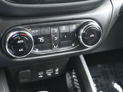 Used 2023 Chevrolet TrailBlazer LT w/ Convenience Package image 25