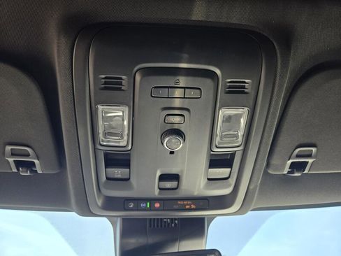 Used 2023 Chevrolet Tahoe RST RWD image 18
