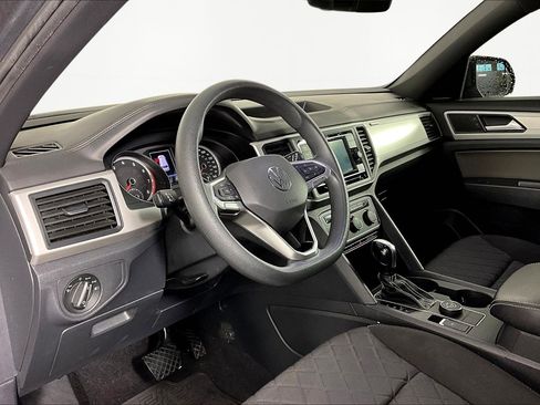 Used 2021 Volkswagen Atlas Cross Sport S image 15