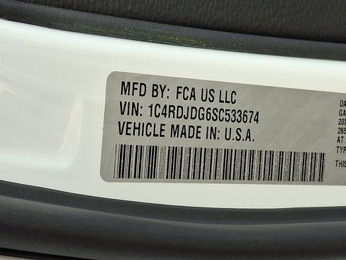 Used 2025 Dodge Durango GT image 27