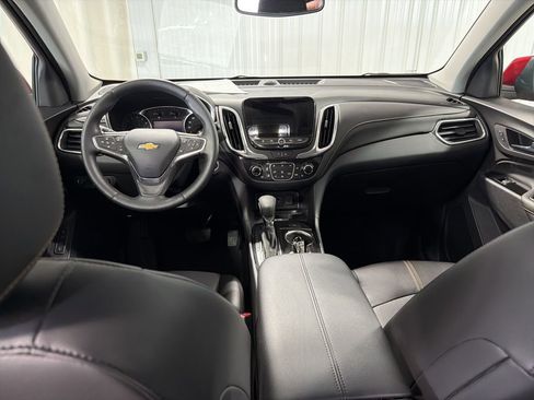 Certified 2022 Chevrolet Equinox Premier w/ LPO, Floor Liner Package AWD/4WD image 3