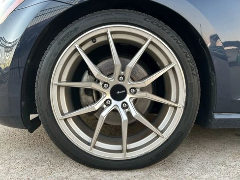 Used 2016 Volkswagen Golf S image 25