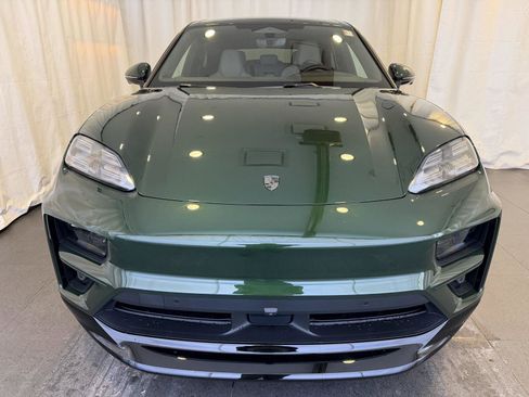 New 2026 Porsche Macan Turbo Electric image 6