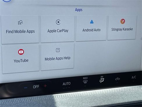 New 2026 Ford Maverick XLT image 7