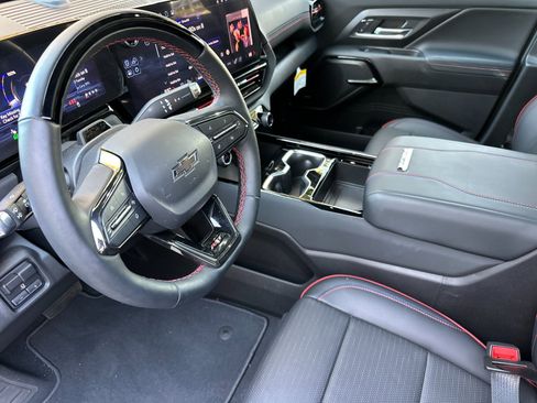 Used 2024 Chevrolet Silverado EV RST image 10