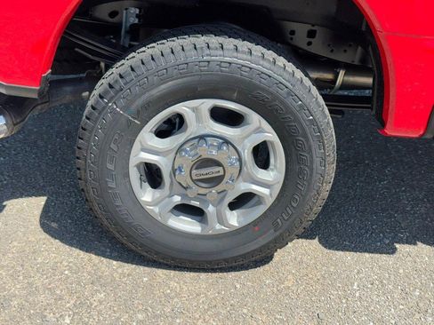 New 2026 Ford F250 XLT w/ FX4 Off-Road Package AWD/4WD image 4