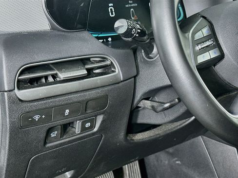 Used 2025 Hyundai Palisade SEL FWD image 17