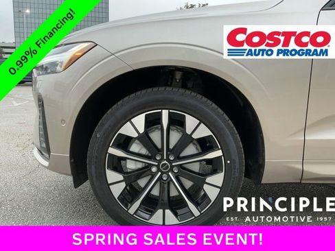 New 2026 Volvo XC60 B5 Plus w/ Protection Package Premier AWD/4WD image 9