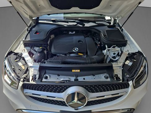 Used 2022 Mercedes-Benz GLC 300 4MATIC Coupe image 35