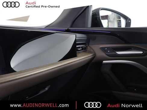 Certified 2025 Audi Q5 Premium w/ Convenience Package AWD/4WD image 8