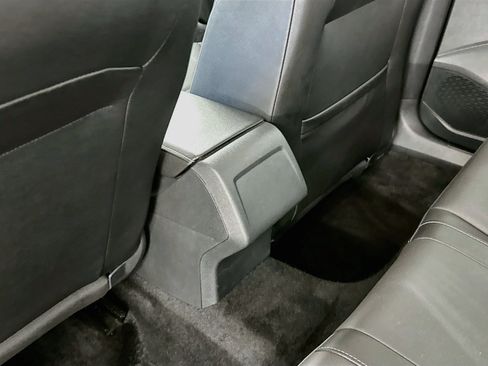 Used 2024 Volkswagen Jetta SE FWD image 28
