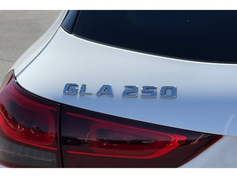Used 2021 Mercedes-Benz GLA 250 image 51