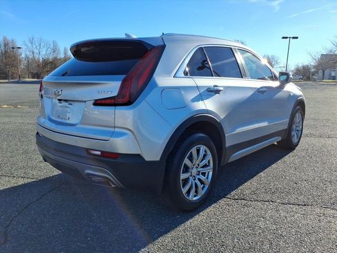Used 2019 Cadillac XT4 Premium Luxury image 4