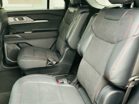 New 2026 Ford Explorer ST w/ Sun And Sound Package image 13