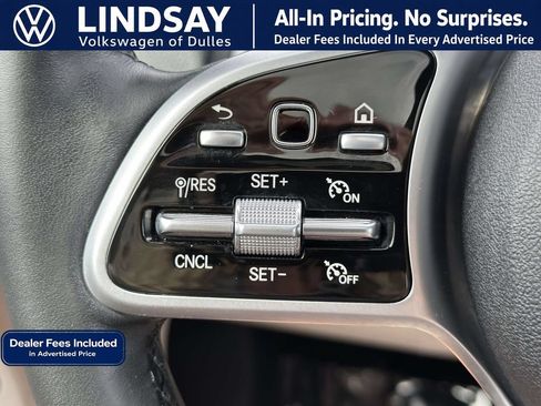 Used 2021 Mercedes-Benz GLB 250 4MATIC image 20