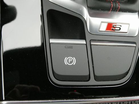 Used 2022 Audi SQ5 Prestige w/ Prestige Package image 20