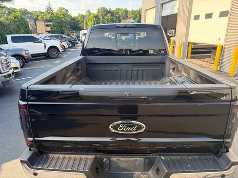 Used 2019 Ford F350 Lariat w/ Lariat Ultimate Package AWD/4WD image 6