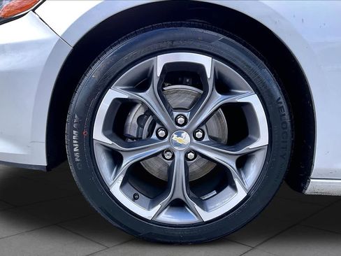 Used 2021 Chevrolet Malibu LT FWD image 10