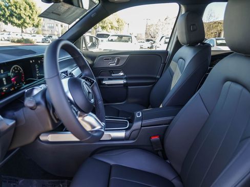 New 2026 Mercedes-Benz GLB 250 image 18