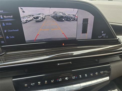 Used 2022 Cadillac Escalade Premium Luxury w/ Performance Package image 26