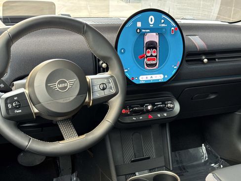 Certified 2025 MINI Cooper S image 7