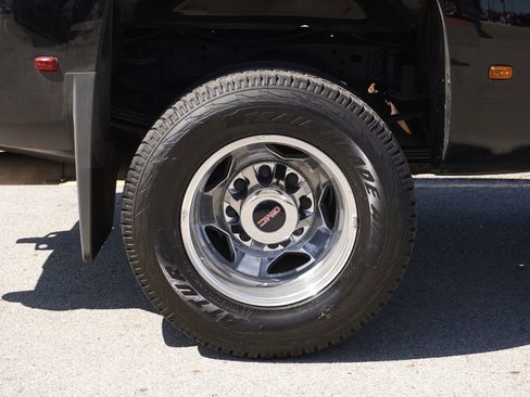 Used 2014 GMC Sierra 3500 Denali w/ Snow Plow Prep Package AWD/4WD image 12