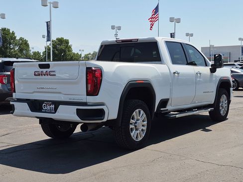 Used 2020 GMC Sierra 3500 Denali AWD/4WD image 3