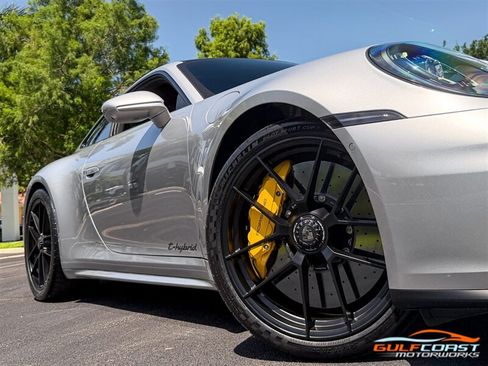 Used 2025 Porsche 911 Carrera 4 GTS AWD/4WD image 66