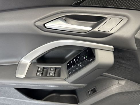 New 2025 Audi Q5 Premium image 13