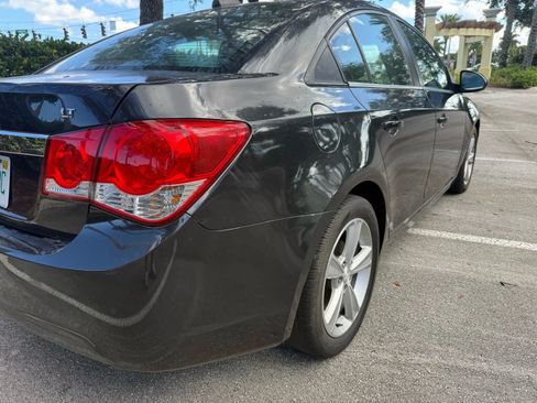 Used 2016 Chevrolet Cruze LT FWD image 5