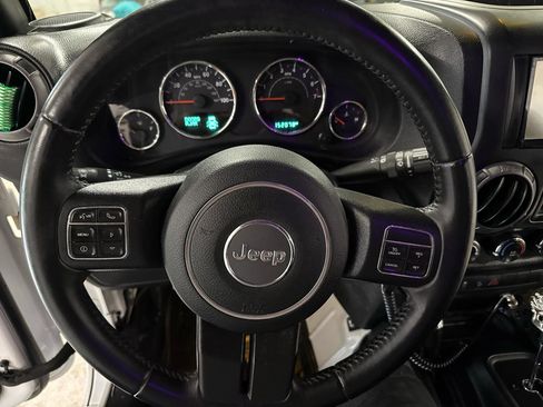 Used 2017 Jeep Wrangler Unlimited Sport w/ Quick Order Package 24S AWD/4WD image 12