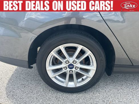 Used 2015 Ford Focus SE FWD image 34