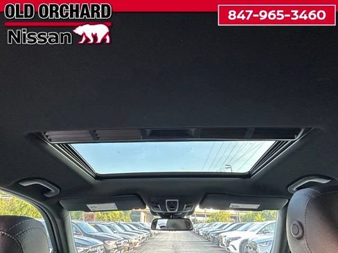Used 2017 Mercedes-Benz GLS 450 4MATIC image 17