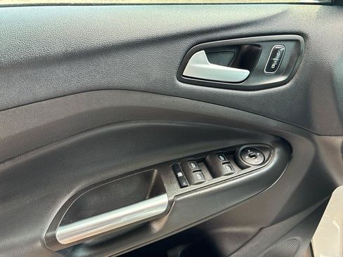 Used 2018 Ford Escape SE AWD/4WD image 27