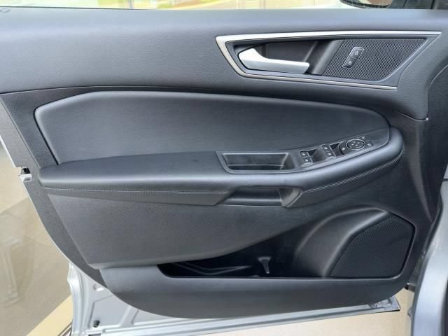 Used 2022 Ford Edge SEL w/ Convenience Package AWD/4WD image 35