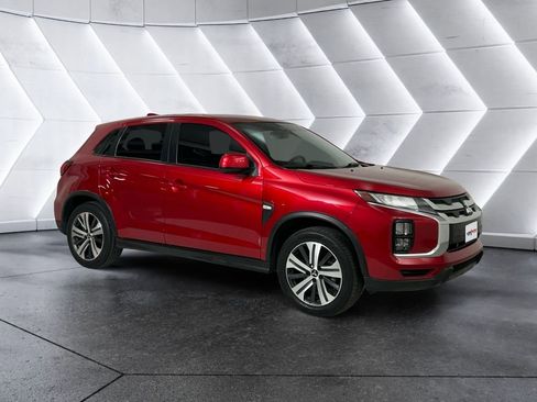 Used 2022 Mitsubishi Outlander Sport ES FWD image 1