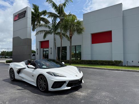 Used 2023 Chevrolet Corvette Stingray Premium Conv image 1